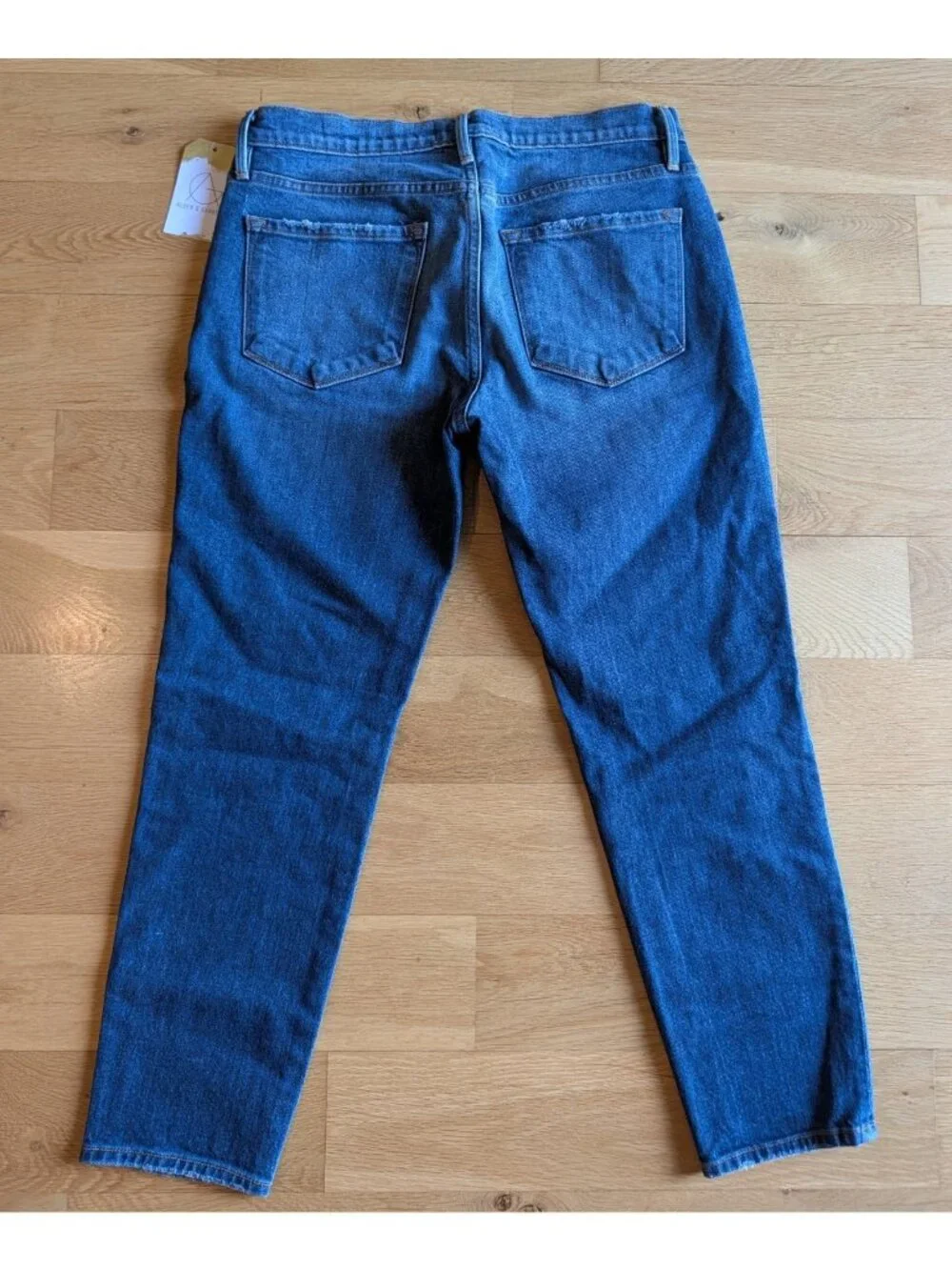 FRAME Medium Wash La Garcon Crop Blue Jeans, Size 26